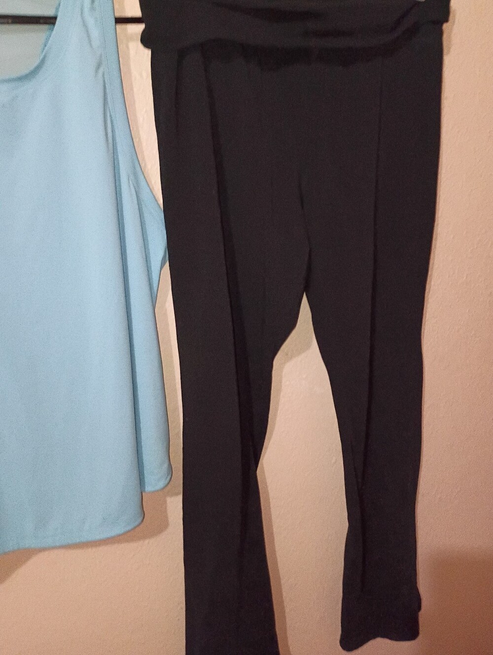 Size Large Set - Picture 2 of 2
